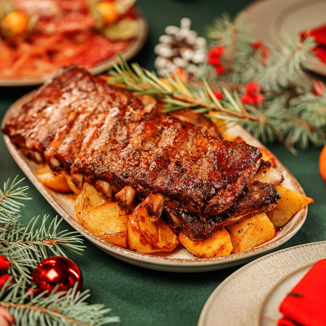 Costițe de porc pre-coapte Salamer rumene și caramelizate pentru masa de sărbători